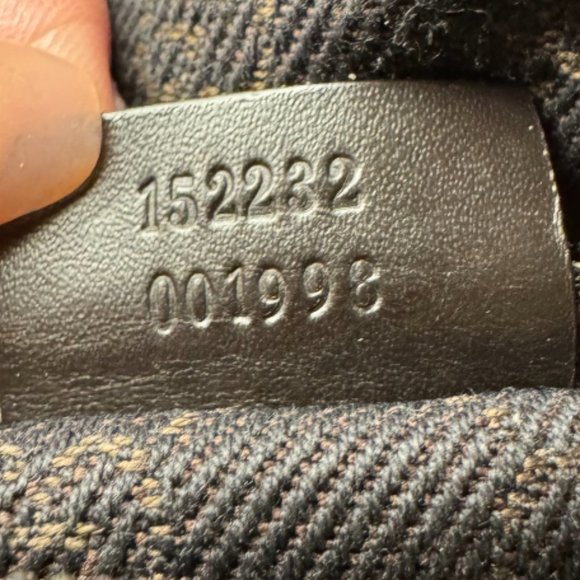 Authentic Gucci foldable xl travel tote - Picture 10 of 10